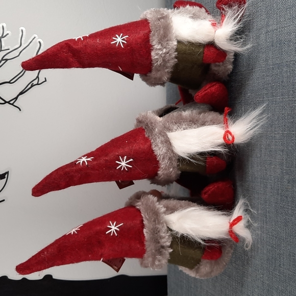 Set Girl Pig-Tail Gnomes Christmas Holiday Felt Wool Embroidered Hat Sitter Gift - Picture 2 of 5